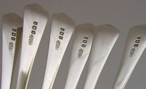 SIX ENGLISH STERLING SILVER CAKE PASTRY FORKS 1941 ART DECO 58G CASED - ADDITIONAL PHOTO 7