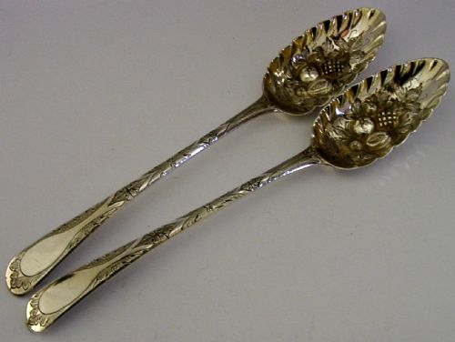 MINT PAIR OF BATEMAN GEORGIAN STERLING SILVER BERRY SERVING SPOONS 1793 ANTIQUE 134G - ADDITIONAL PHOTO 3