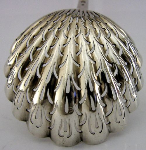 RARE C1830 FRENCH SOLID STERLING SILVER LARGE SUGAR SIFTER SPOON ANTIQUE - ADDITIONAL PHOTO 1