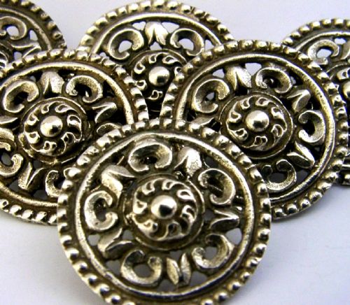 SIX LARGE CELTIC STYLE 800 SOLID SILVER BUTTONS C1900 ANTIQUE 24G - ADDITIONAL PHOTO 1