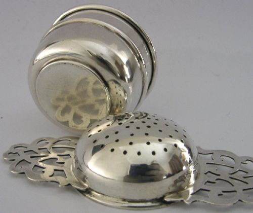 SUPERB ENGLISH STERLING SILVER TEA STRAINER DRIP BOWL STAND 1938 ART DECO - ADDITIONAL PHOTO 8