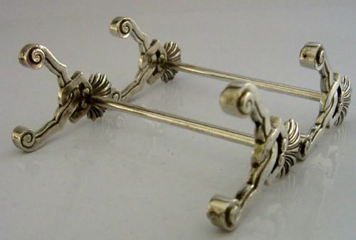 PAIR OF BELGIAN 800 CAST SOLID SILVER CUTLERY RESTS C1920 ANTIQUE ART DECO 70G - ADDITIONAL PHOTO 5