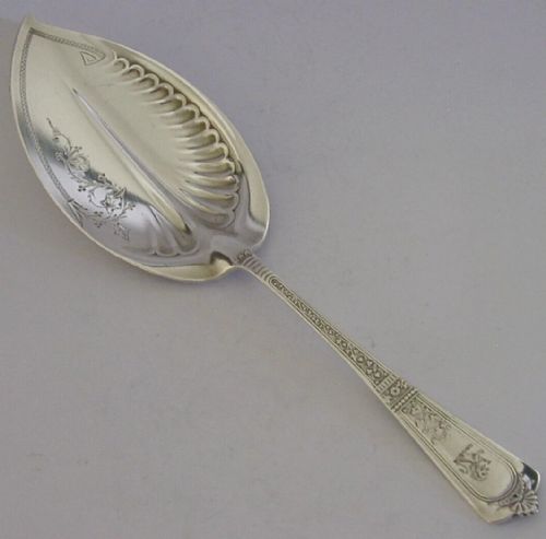 106G LARGE LUKIN FAMILY CREST AMERICAN SOLID STERLING SILVER SERVER 1890 ANTIQUE - ADDITIONAL PHOTO 4