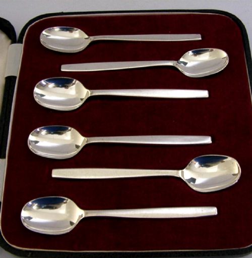 SIX GERALD BENNEY MID CENTURY MODERN STERLING SILVER SPOONS CHELSEA 1966 CASED - ADDITIONAL PHOTO 1