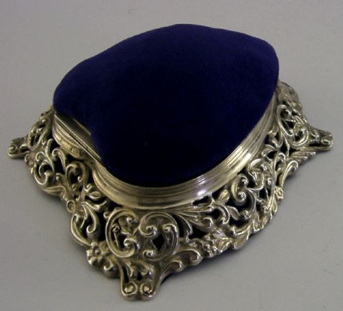 LOVE HEART VICTORIAN STERLING SILVER JEWELLERY PIN CUSHION BOX 1895 ANTIQUE - ADDITIONAL PHOTO 5