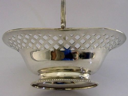 QUALITY ENGLISH STERLING SILVER SWING HANDLED BASKET BOWL 1917 ANTIQUE 112G - ADDITIONAL PHOTO 5
