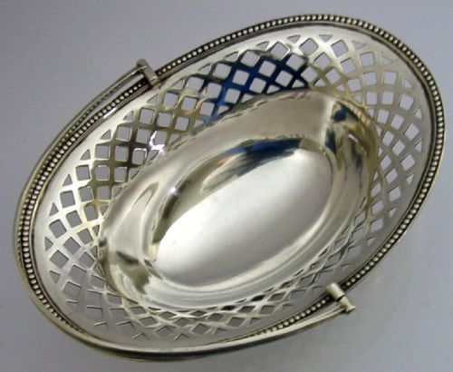 QUALITY ENGLISH STERLING SILVER SWING HANDLED BASKET BOWL 1917 ANTIQUE 112G - ADDITIONAL PHOTO 9