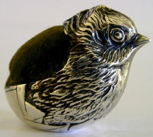 sampson mordan sterling silver chick pin cushion sewing needlework bird 1906 - CATEGORY: ANTIQUE SILVER - DATED EDWARDIAN