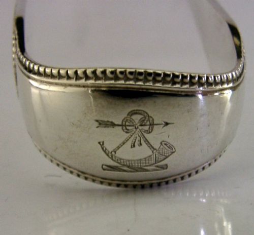 HORNBY FAMILY CREST STERLING SILVER VEGETABLE SERVING TONGS 1865 ANTIQUE - ADDITIONAL PHOTO 2