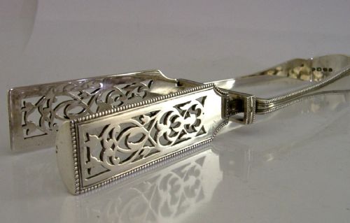 HORNBY FAMILY CREST STERLING SILVER VEGETABLE SERVING TONGS 1865 ANTIQUE - ADDITIONAL PHOTO 4