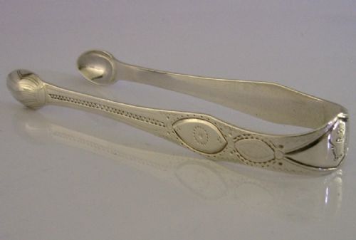 georgian sterling silver huntingfield family crest sugar tongs 1796 antique - CATEGORY: ANTIQUE SILVER - DATED GEORGIAN