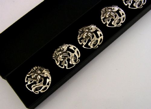 SIX LARGE STERLING SILVER ART NOUVEAU FLOWER BUTTONS 1903 ANTIQUE ENGLISH - ADDITIONAL PHOTO 2