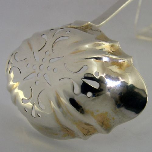 PRETTY ART NOUVEAU DANISH STERLING SILVER SUGAR SIFTER SPOON 1908 ANTIQUE - ADDITIONAL PHOTO 5