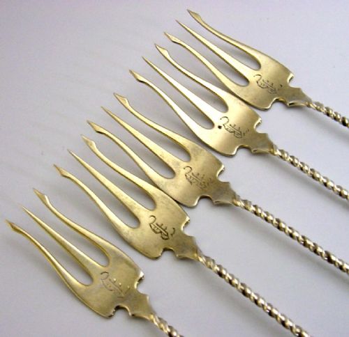5 AMERICAN STERLING SILVER PICKLE FORKS WHITING C1900 ANTIQUE - ADDITIONAL PHOTO 1