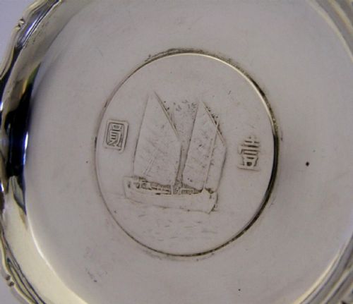 RARE CHINESE EXPORT STERLING SILVER COIN DISH 1930'S WAI KEE 60G - ADDITIONAL PHOTO 3