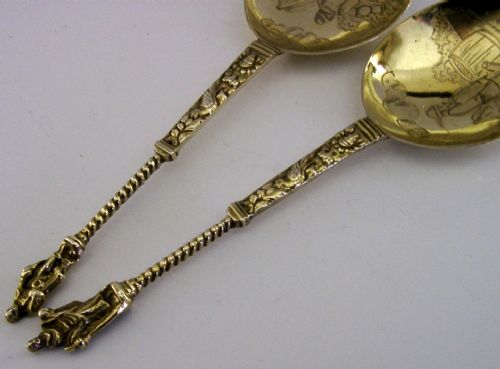 PAIR OF UNUSUAL DUTCH SOLID SILVER GILT APOSTLE SERVING SPOONS BEER SCENES C1890 ANTIQUE - ADDITIONAL PHOTO 4