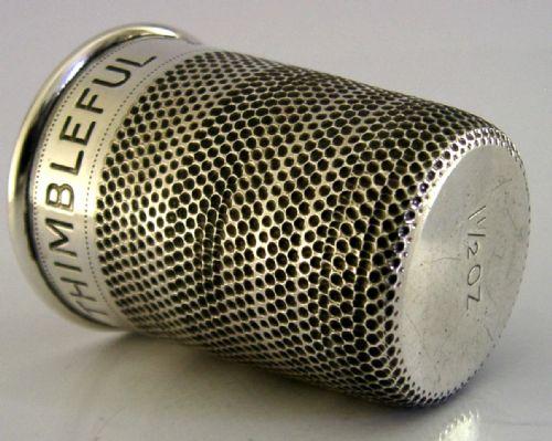 ENGLISH STERLING SILVER GIANT THIMBLE 1 12 OZ TOT SHOT CUP MEASURE 1963 BARWARE - ADDITIONAL PHOTO 2