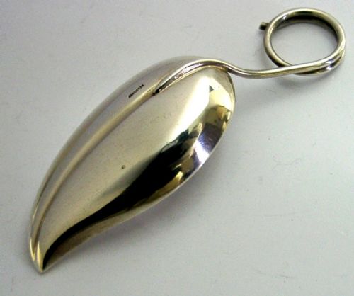 NOVELTY AMERICAN STERLING SILVER LEAF TEA CADDY SPOON C1930 ANTIQUE - ADDITIONAL PHOTO 2