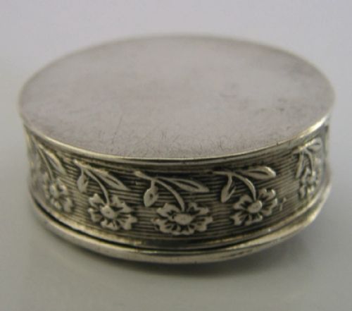 PRETTY FRENCH SOLID SILVER TRINKET PILL BOX C1910 ANTIQUE FLOWER BASKET - ADDITIONAL PHOTO 5