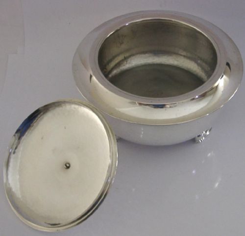 STUNNING LARGE 470G 835 SOLID SILVER ARTS CRAFTS LIDDED BOWL C1920 PLANISHED - ADDITIONAL PHOTO 6