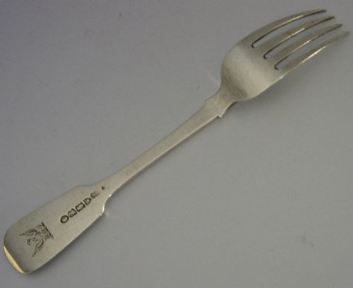 IRISH SOLID STERLING SILVER FORK JOHNSTON NEEDHAM MACGILL FAMILY CREST 1842 - ADDITIONAL PHOTO 3