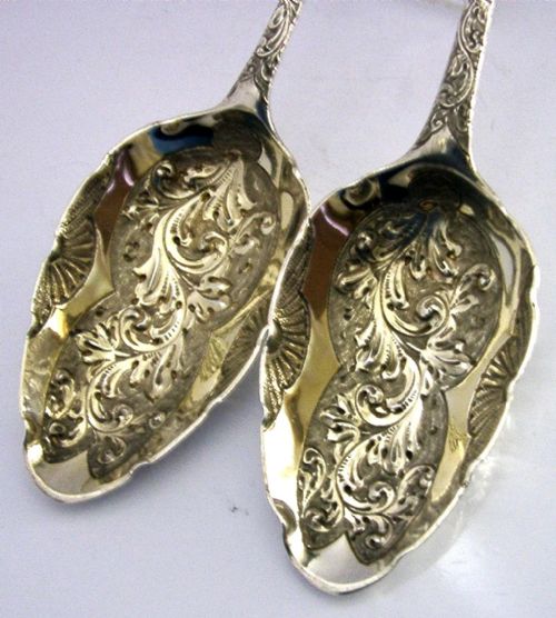 BEAUTIFUL GEORGIAN STERLING SILVER BERRY SERVING SPOONS 179199 ANTIQUE 114G - ADDITIONAL PHOTO 6