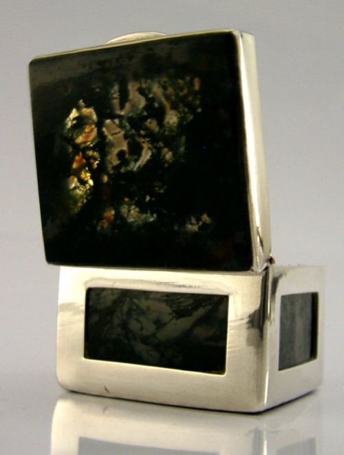 STUNNING INDIAN SOLID SILVER MOSS AGATE BOX C1920 ANTIQUE 78G - ADDITIONAL PHOTO 1