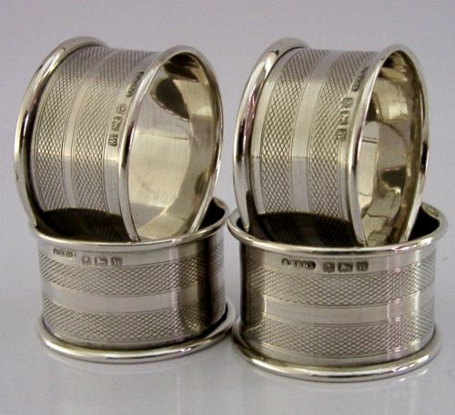 FOUR ENGLISH SOLID STERLING SILVER ENGINE TURNED NAPKIN RINGS 1921 ART DECO - ADDITIONAL PHOTO 3