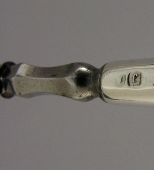 ENGLISH EDWARDIAN SOLID STERLING SILVER BARON ENGRAVED CORKSCREW 1901 ANTIQUE - ADDITIONAL PHOTO 5