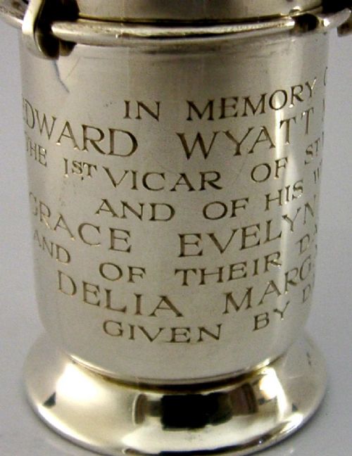 STERLING SILVER WAFER PYX BOX HOLY WATER JAR COMMUNION SET 1961 RELIGIOUS OXFORD - ADDITIONAL PHOTO 4