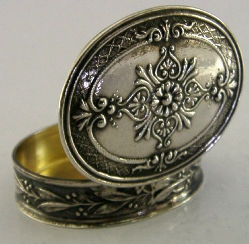 beautiful french solid silver pill box 1920 antique - CATEGORY: ANTIQUE SILVER - DATED 1920