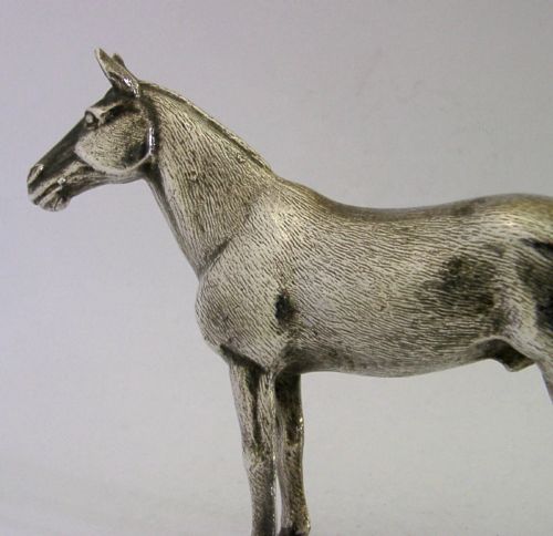 GOOD SIZED ENGLISH SILVER PLATED HORSE DESK FIGURE C1950S HUNTING RIDING RACING - ADDITIONAL PHOTO 2