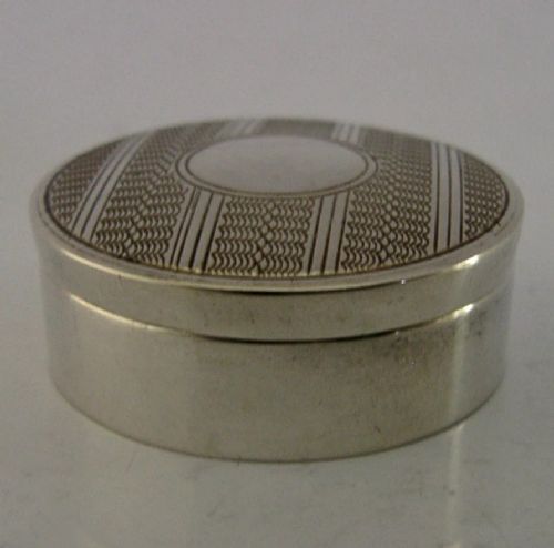 PRETTY ENGLISH SOLID STERLING SILVER BOX 1922 ART DECO - ADDITIONAL PHOTO 3