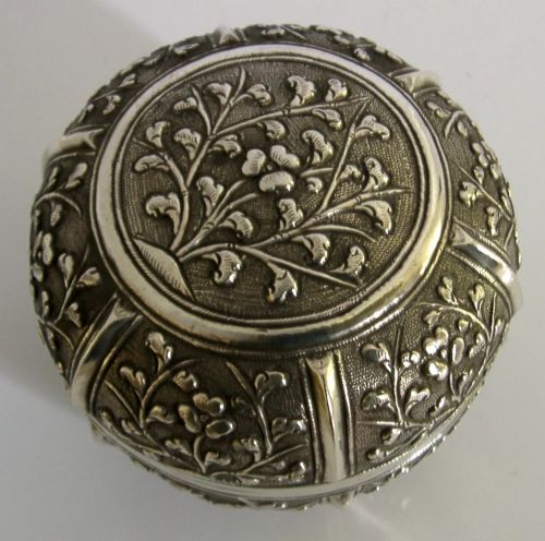 INDO CHINESE EXPORT SOLID SILVER BOX C1900 88G STUNNING ANTIQUE - ADDITIONAL PHOTO 2