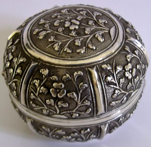 INDO CHINESE EXPORT SOLID SILVER BOX C1900 88G STUNNING ANTIQUE - ADDITIONAL PHOTO 9