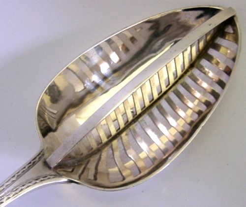 VERY RARE IRISH STERLING SILVER CELTIC POINT STRAINER BASTING SPOON 1806 120G - ADDITIONAL PHOTO 1