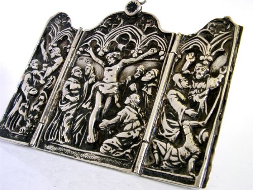 RARE 194G GERMAN HANAU SOLID SILVER TRAVEL CRUCIFIXION TRIPTYCH C1890 RELIGIOUS - ADDITIONAL PHOTO 3