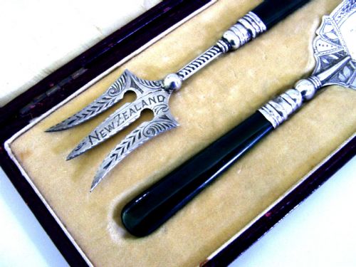 RARE NEW ZEALAND STERLING SILVER JADE JAM SPOON BREAD OR PICKLE FORK C1910 - ADDITIONAL PHOTO 3