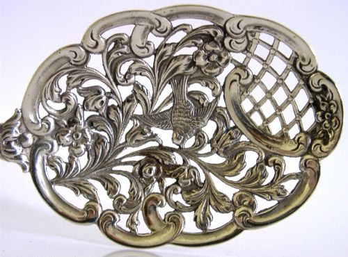BEAUTIFUL DUTCH SOLID SILVER SERVING BIRD PIERCED STRAINER SPOON 1939 ANTIQUE - ADDITIONAL PHOTO 3
