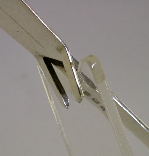 ENGLISH STERLING SILVER HOOKED BACK HONEY SPOON 1955 CELTIC 34G - ADDITIONAL PHOTO 1