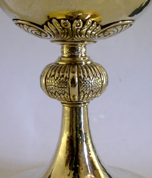STUNNING LARGE 454G ENGLISH STERLING SILVER GILT CHALICE CUP 1964 RELIGIOUS - ADDITIONAL PHOTO 3