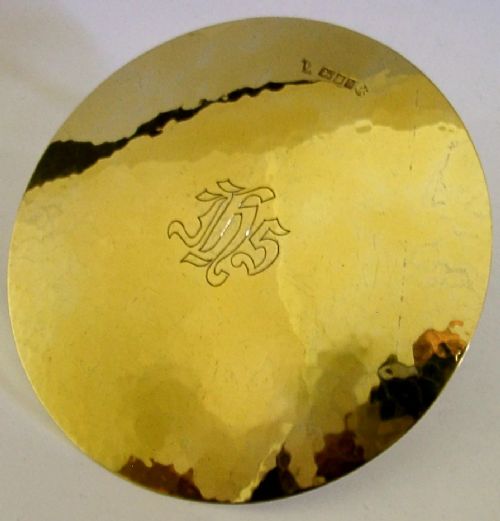 112G 55INCH STUNNING STERLING SILVER GILT PATEN WAFER DISH 1964 RELIGIOUS - ADDITIONAL PHOTO 1