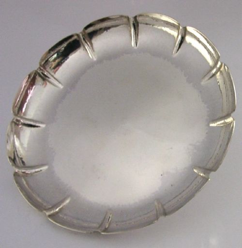 heavy 264g irish solid sterling silver strawberry dish bowl 1951 plannised - CATEGORY: ANTIQUE SILVER - DATED 1950