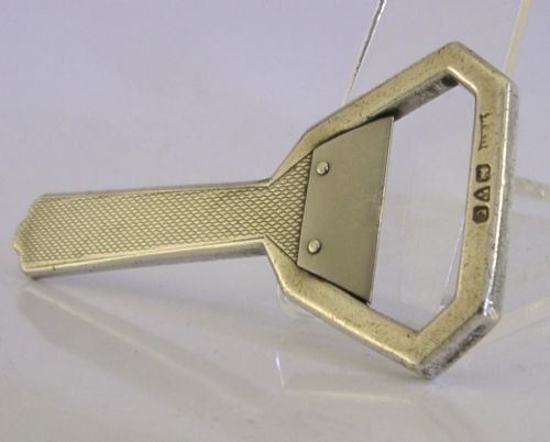 superb sterling silver bottle opener art deco chester 1939 barware - CATEGORY: ANTIQUE SILVER - DATED 1930