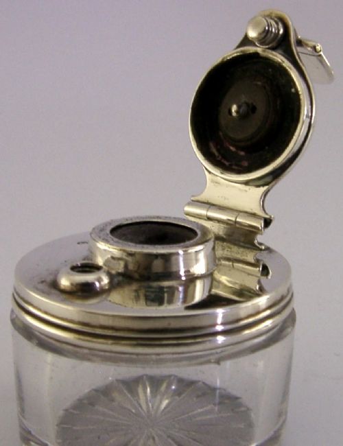 GEORGIAN STERLING SILVER TRAVELLING INKWELL 1819 DESK ANTIQUE - ADDITIONAL PHOTO 9