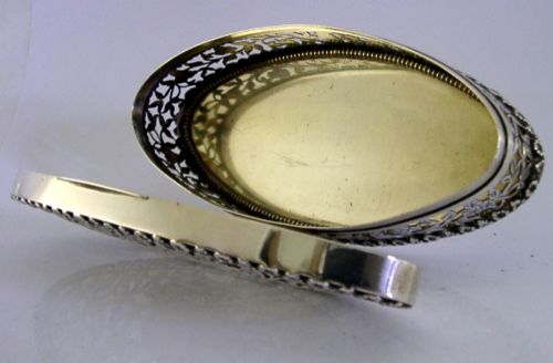 LARGE 5 INCH HIGH QUALITY ENGLISH STERLING SILVER PIERCED BOX CHESTER 1913 - ADDITIONAL PHOTO 10