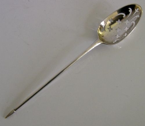 FANCY BACK GEORGIAN STERLING SILVER MOTE SPOON C1760S ANTIQUE WALLIS