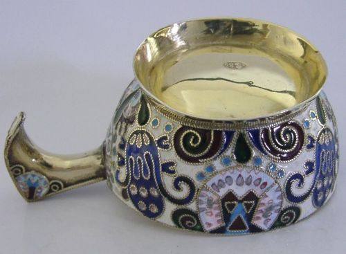 BEAUTIFUL RUSSIAN 84 SOLID SILVER GILT ENAMEL KOVSH CUP - ADDITIONAL PHOTO 5