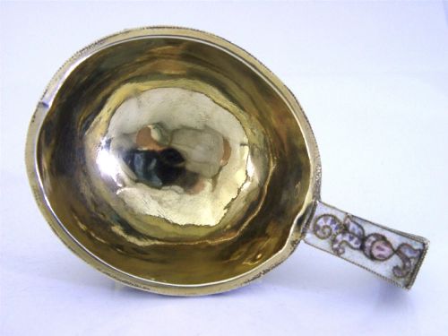 BEAUTIFUL RUSSIAN 84 SOLID SILVER GILT ENAMEL KOVSH CUP - ADDITIONAL PHOTO 8