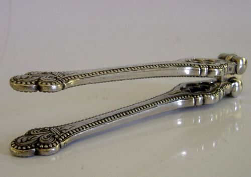 SUPERB SILVER PLATE GOTHIC NUTCRACKER 1860 ELKINGTON ANTIQUE VICTORIAN - ADDITIONAL PHOTO 2